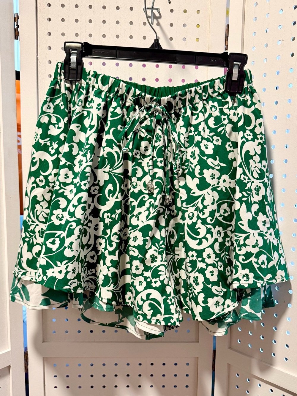 Entro Green Floral Print Flowy Skort Shorts Size Medium Elastic Drawstring
